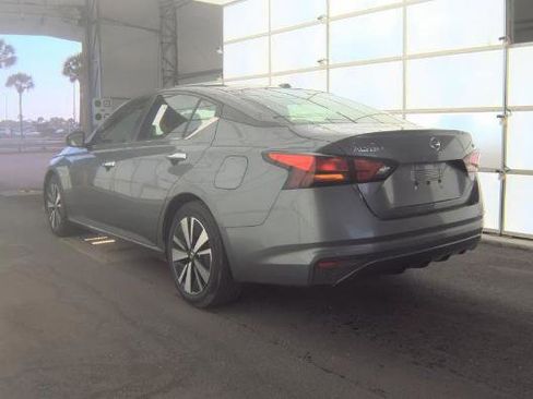 Used 2022 Nissan Altima 2.5 SV image 5