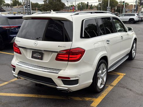 Used 2014 Mercedes-Benz GL 550 4MATIC image 10