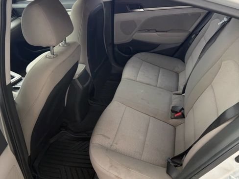 Used 2020 Hyundai Elantra SEL FWD image 10