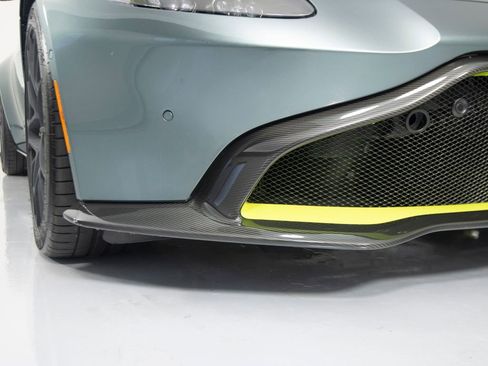 Used 2020 Aston Martin V8 Vantage AMR RWD image 45