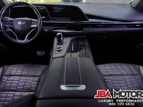 Used 2023 Cadillac Escalade V AWD/4WD image 12