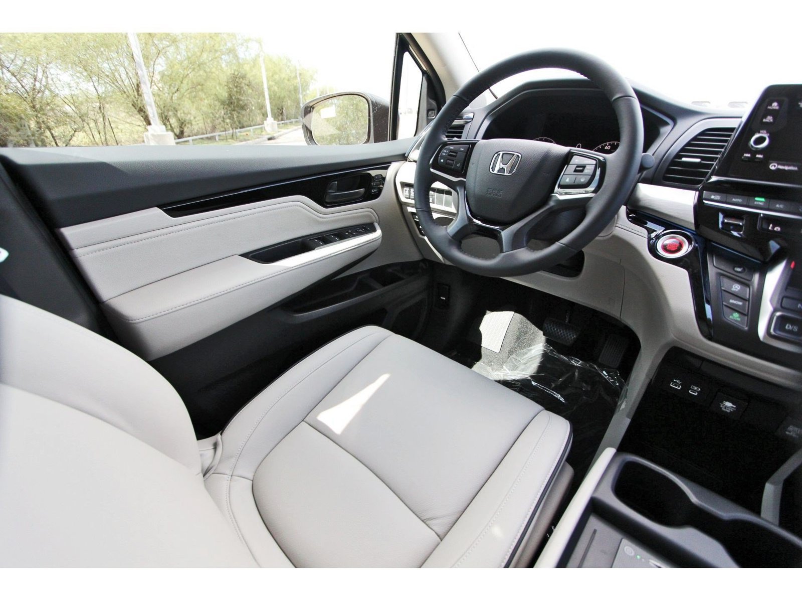 New 2027 Honda Odyssey Touring image 9