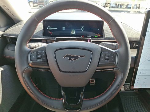 Used 2025 Ford Mustang Mach-E Premium w/ Sport Appearance Package AWD/4WD image 19