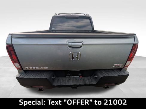 Used 2023 Honda Ridgeline Sport image 5