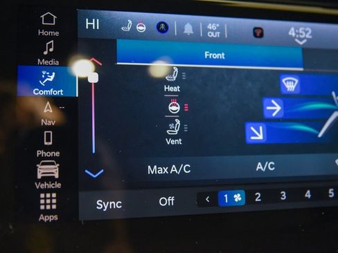 Used 2024 Jeep Wagoneer Launch Edition image 24