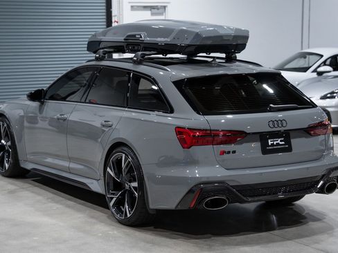 Used 2022 Audi RS 6 4.0T quattro Avant w/ Carbon Optic Package image 70
