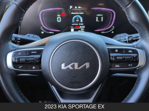 Used 2023 Kia Sportage EX image 13