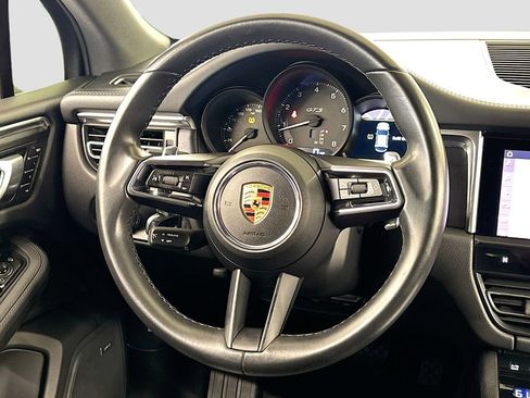 Used 2022 Porsche Macan GTS AWD/4WD image 18
