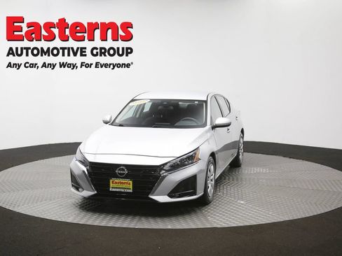 Used 2023 Nissan Altima 2.5 S FWD image 52