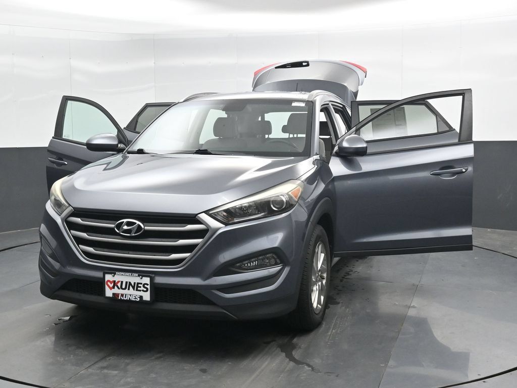 Used 2017 Hyundai Tucson SE w/ SE Popular Package 02 FWD image 46
