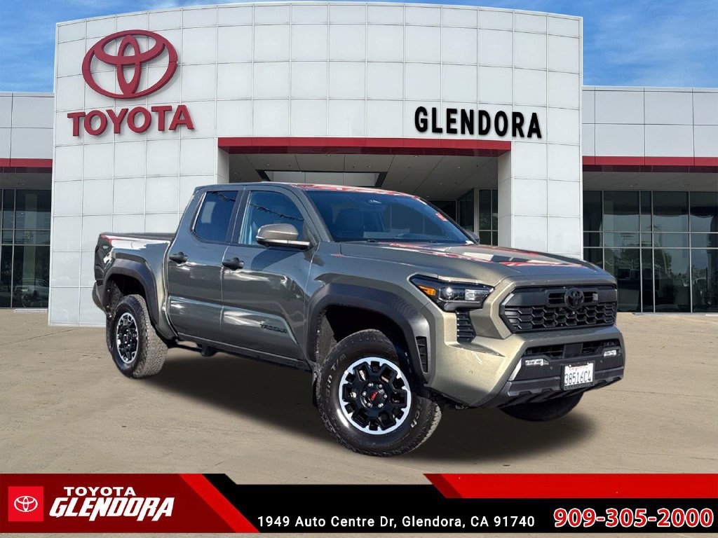 Used 2024 Toyota Tacoma TRD Off-Road w/ TRD Off Road Premium Package AWD/4WD image 1