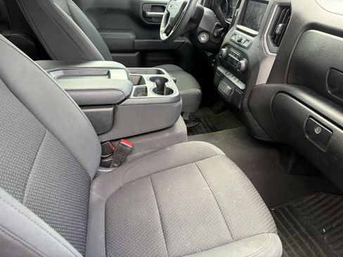 Used 2022 Chevrolet Silverado 1500 Custom RWD image 8