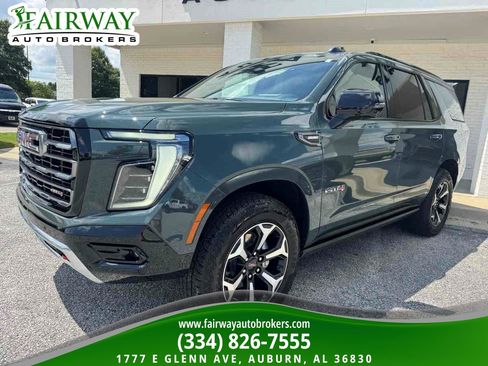 Used 2026 GMC Yukon AT4 w/ AT4 Premium Plus Package AWD/4WD image 2