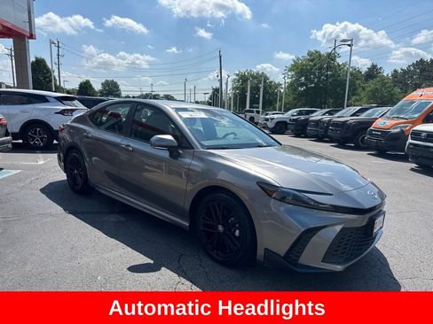 Certified 2025 Toyota Camry SE FWD image 10