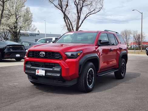 Certified 2026 Toyota 4Runner TRD Off-Road Premium image 3