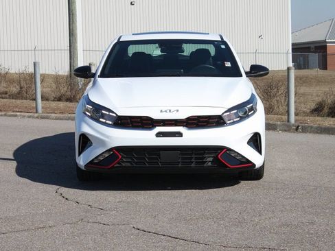 Used 2024 Kia Forte GT-Line w/ GT-Line Premium Package FWD image 3
