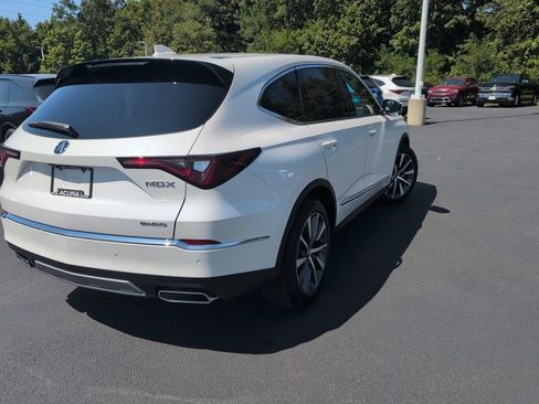 Certified 2026 Acura MDX w/ Technology Package AWD/4WD image 5