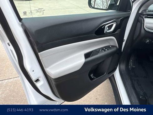 Used 2022 Jeep Compass Limited image 21