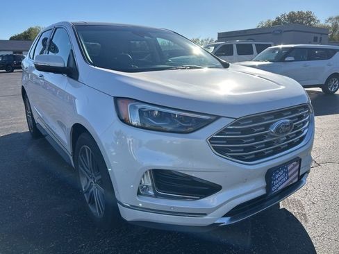Used 2019 Ford Edge Titanium w/ Equipment Group 301A AWD/4WD image 3