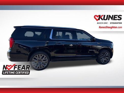 Used 2025 GMC Yukon XL Denali Ultimate image 11