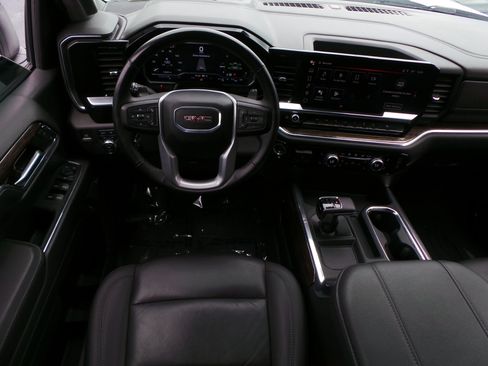 Used 2024 GMC Sierra 1500 Elevation w/ Elevation Premium Package AWD/4WD image 42