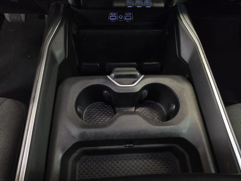 Used 2025 RAM 1500 Big Horn AWD/4WD image 21