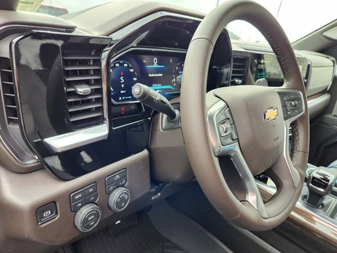 New 2026 Chevrolet Silverado 1500 LT image 16