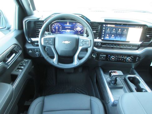 New 2026 Chevrolet Silverado 1500 LTZ AWD/4WD image 18