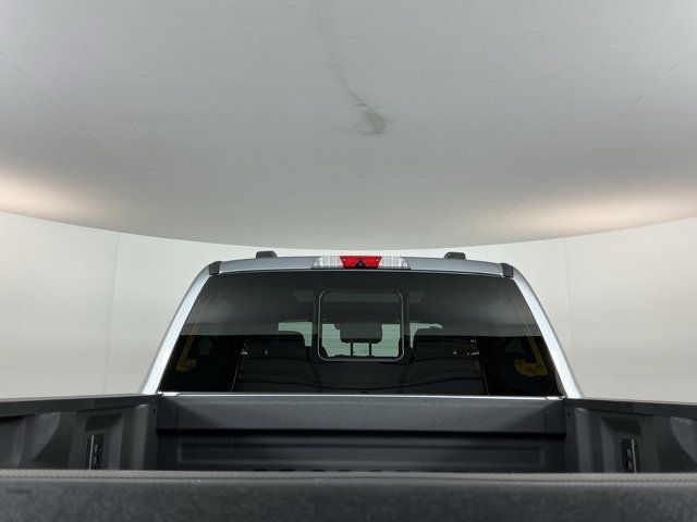 Used 2023 Ford F350 Platinum w/ Tremor Off-Road Package AWD/4WD image 10