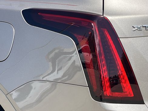 Certified 2023 Cadillac XT5 Premium Luxury FWD image 10