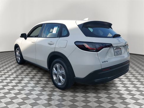 Certified 2024 Honda HR-V LX image 4