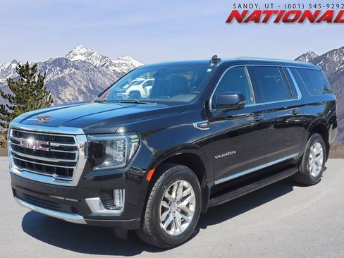 Used 2022 GMC Yukon XL SLT w/ SLT Luxury Package AWD/4WD image 1