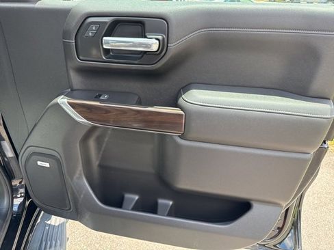 Used 2019 GMC Sierra 1500 SLT w/ SLT Premium Plus Package image 35