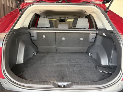 Used 2025 Toyota RAV4 XLE FWD image 29