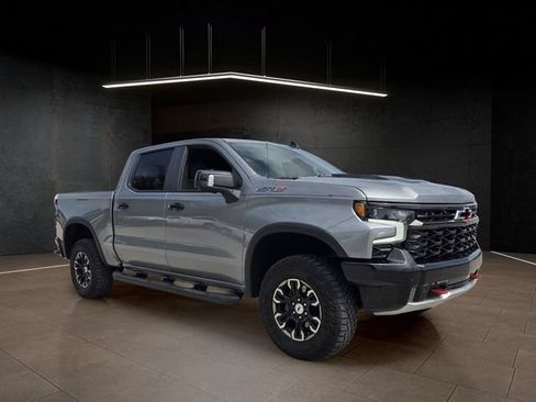 Used 2023 Chevrolet Silverado 1500 ZR2 w/ Technology Package AWD/4WD image 1
