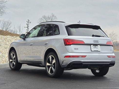 Used 2023 Audi Q5 2.0T Prestige w/ Prestige Package image 4