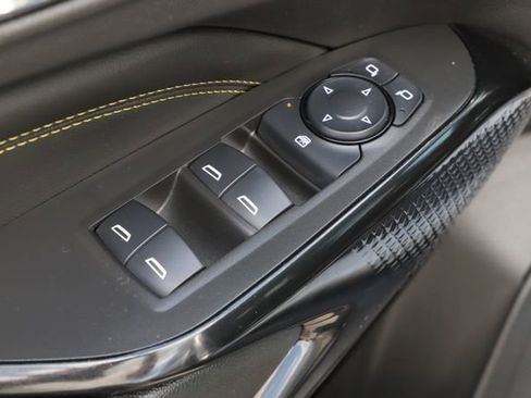 Used 2025 Chevrolet Trax ACTIV w/ Driver Confidence Package image 17