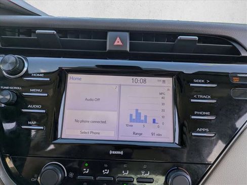 Certified 2020 Toyota Camry LE image 14