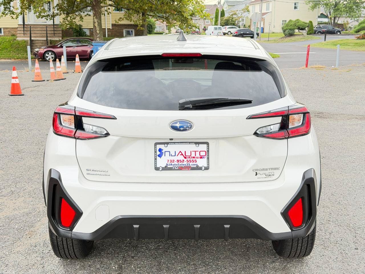 Used 2024 Subaru Crosstrek 2.0i AWD/4WD image 5