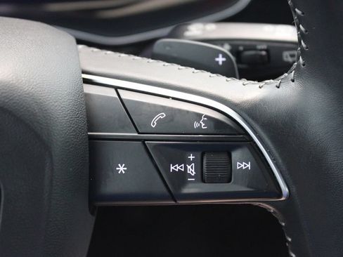 Used 2019 Audi Q8 Premium AWD/4WD image 23