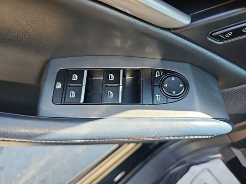 Used 2020 MAZDA CX-30 AWD w/ Select Package image 28