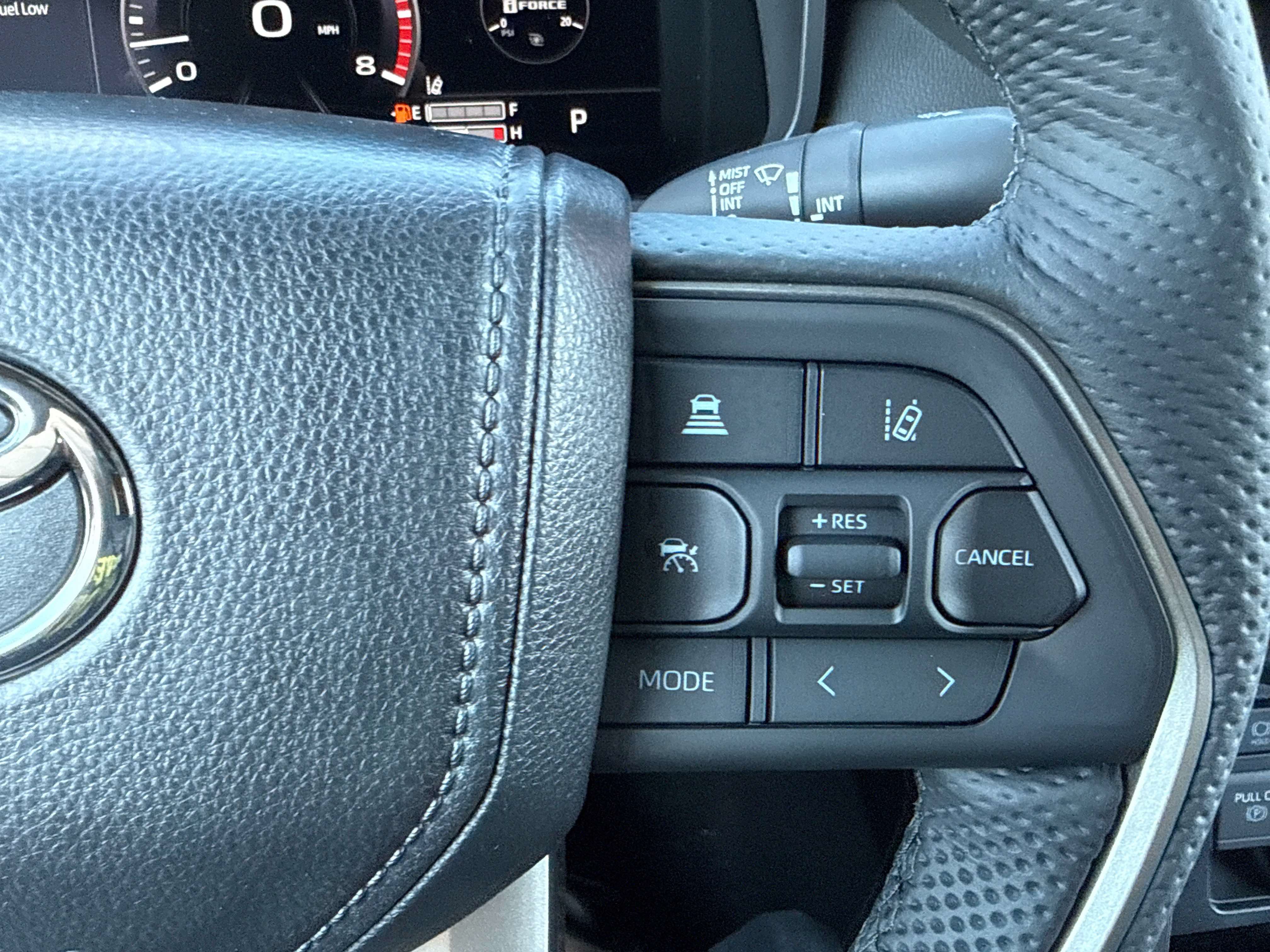New 2026 Toyota Tundra Limited AWD/4WD image 21