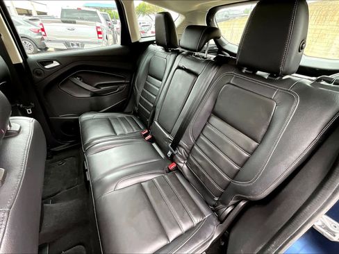 Used 2018 Ford C-MAX Titanium w/ Equipment Group 301A image 23