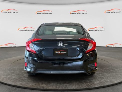 Used 2016 Honda Civic EX image 9