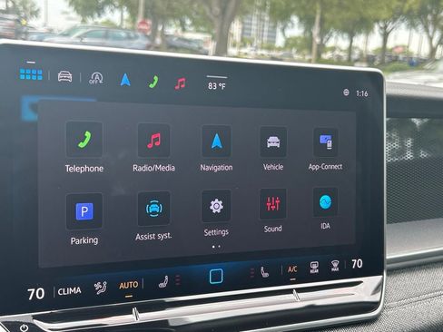 Certified 2025 Volkswagen Tiguan S FWD image 15