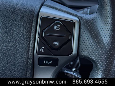 Used 2017 Toyota 4Runner SR5 RWD image 20