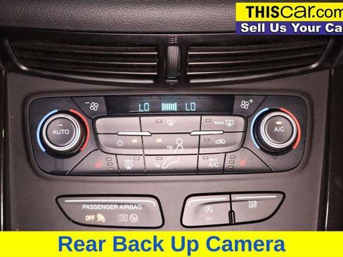 Used 2018 Ford Escape SE w/ SE Sport Appearance Package FWD image 20