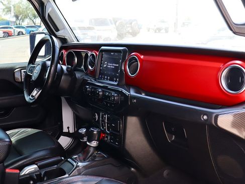 Used 2021 Jeep Gladiator Rubicon AWD/4WD image 40