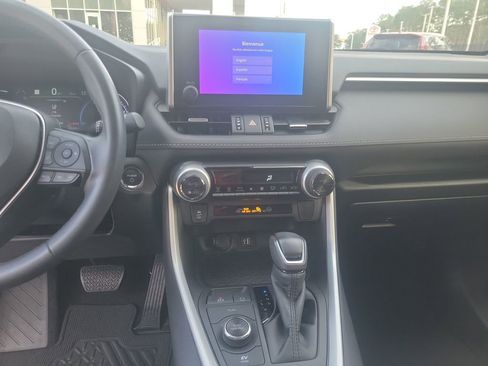 Certified 2023 Toyota RAV4 XLE Premium image 21