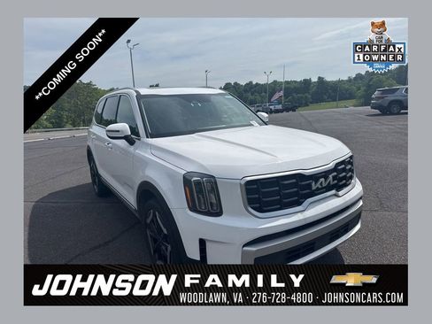 Used 2025 Kia Telluride S AWD/4WD image 1
